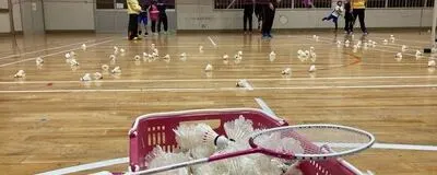 秋田北バドミントンクラブ〜スワンズ〜の活動紹介